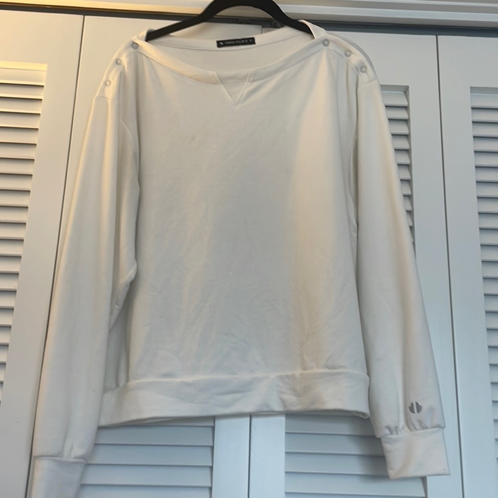 Cream lightweight sweatshirt